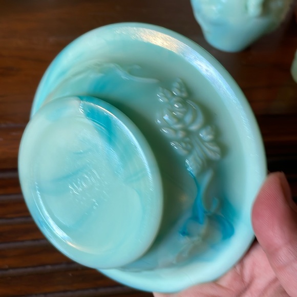 Vintage 1970s Avon jadeite blue-green wash pitcher with stopper and bowl - Picture 8 of 9